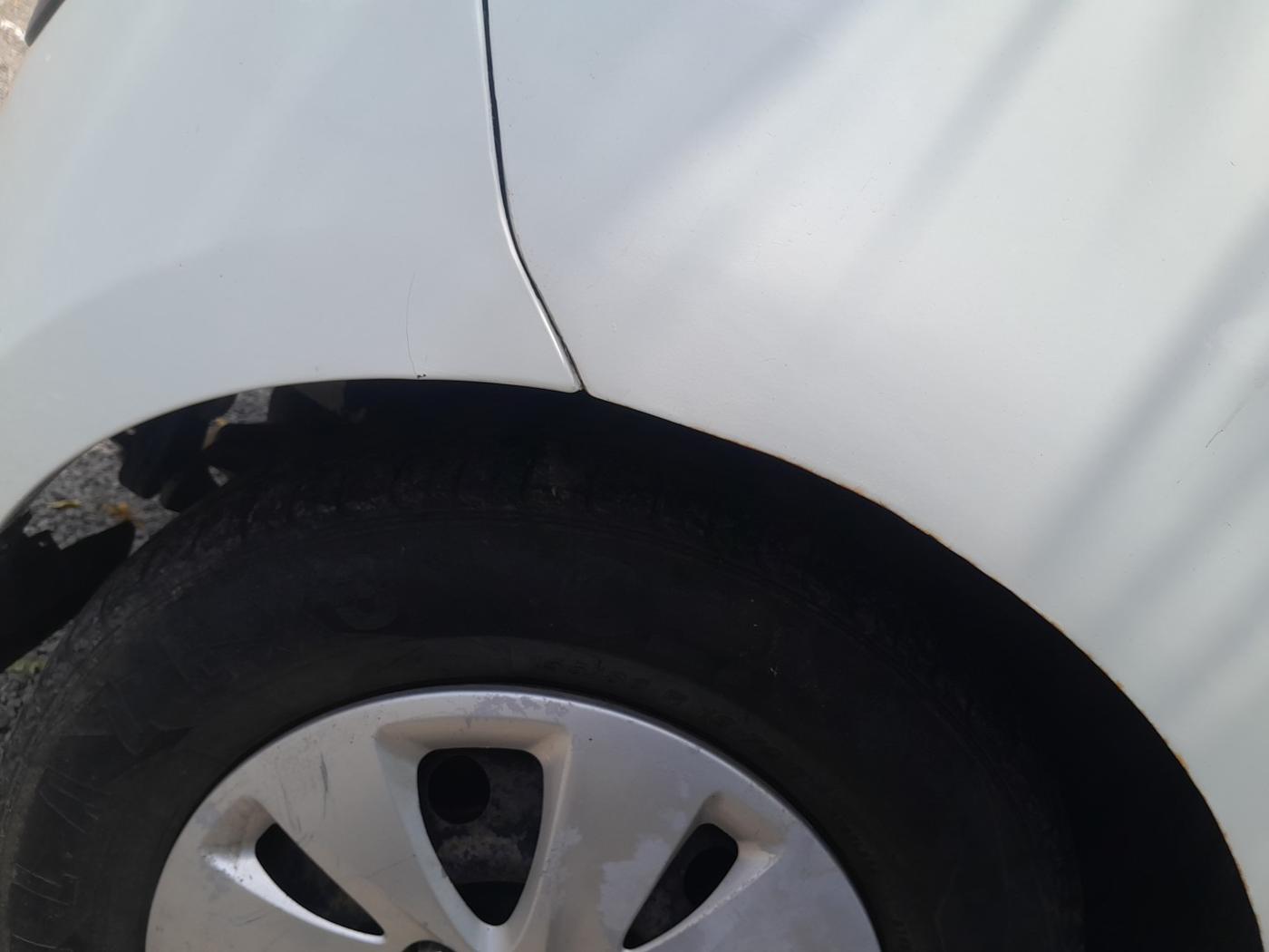 2012 Hyundai i10 MAGNA 1.2, Petrol, Manual, 1,01,680 km, tyre