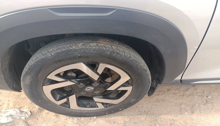 2021 Nissan MAGNITE XV PREMIUM, Petrol, Manual, 47,573 km, tyre