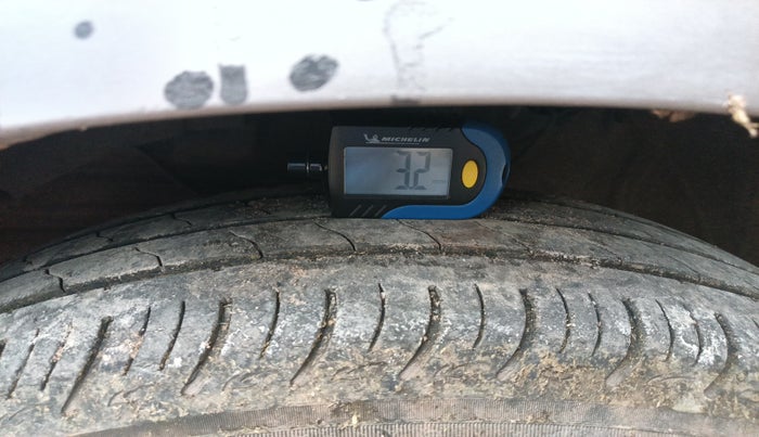2021 Maruti Baleno DELTA CVT PETROL 1.2, Petrol, Automatic, 74,125 km, tyre