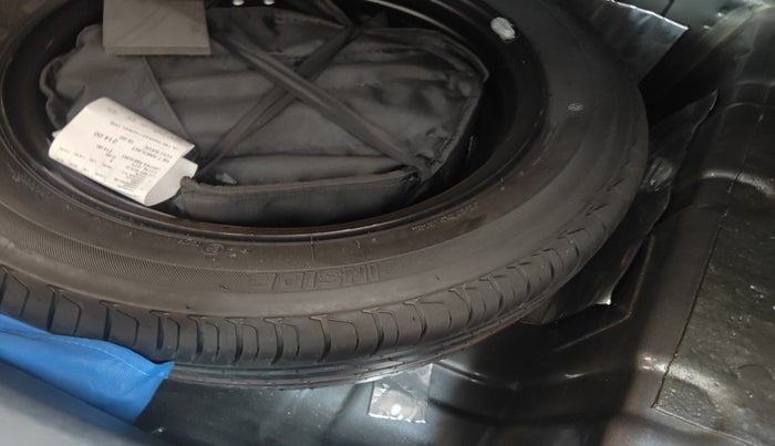 2024 Tata NEXON Smart + 1.5, Diesel, Manual, 16,127 km, tyre