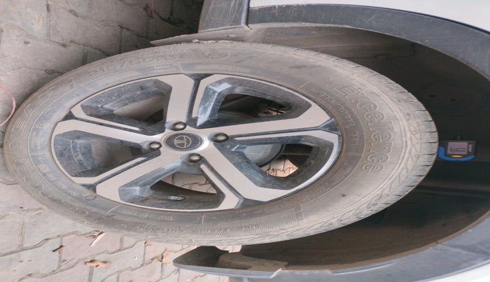 2021 Tata NEXON XZ PLUS PETROL SUNROOF, Petrol, Manual, 32,011 km, tyre