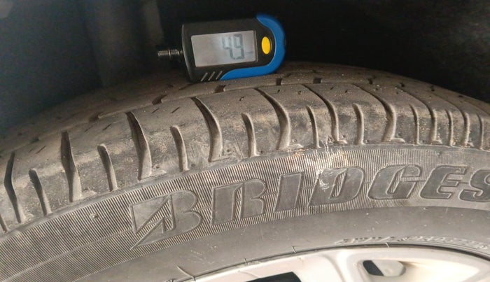 2014 Ford Ecosport TITANIUM 1.5L DIESEL, Diesel, Manual, 1,05,076 km, tyre