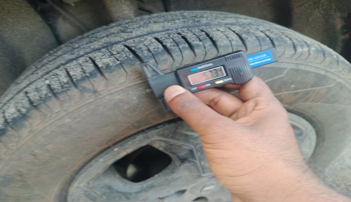2022 Tata PUNCH ACCOMPLISHED MT, Petrol, Manual, 13,018 km, tyre