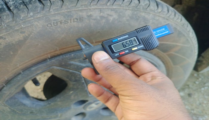 2022 Tata PUNCH ACCOMPLISHED MT, Petrol, Manual, 13,018 km, tyre