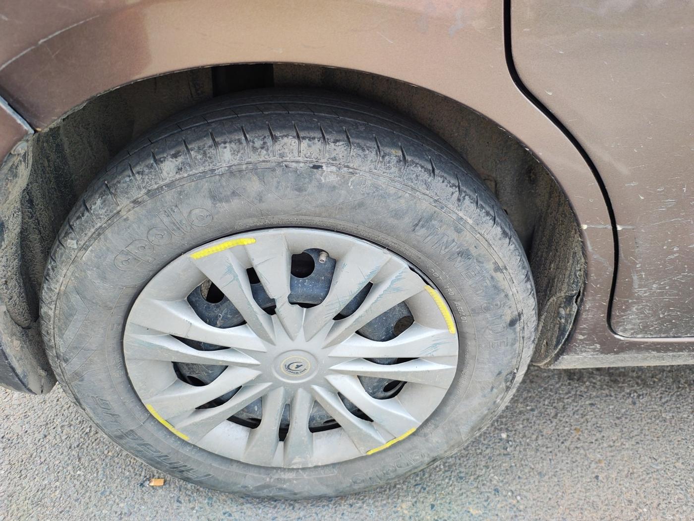 2013 Maruti Ertiga VDI, Diesel, Manual, 87,296 km, tyre