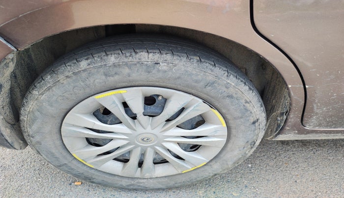 2013 Maruti Ertiga VDI, Diesel, Manual, 87,296 km, tyre