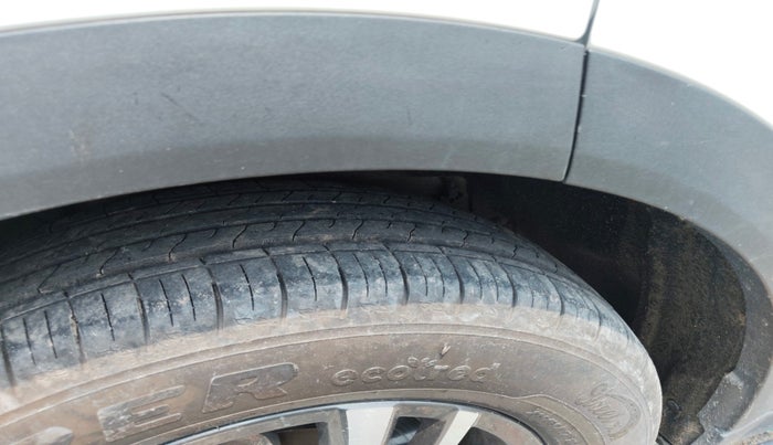 2023 Mahindra XUV700 AX 5 P AT 5 STR, Petrol, Automatic, 24,450 km, tyre
