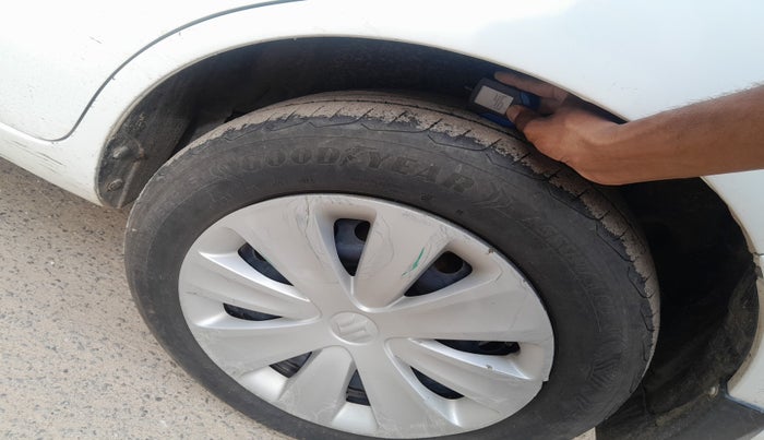 2015 Maruti Ertiga VDI ABS, Diesel, Manual, 1,83,785 km, tyre