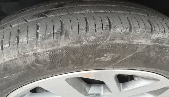 2021 Tata Safari XZ PLUS, Diesel, Manual, 1,24,294 km, tyre