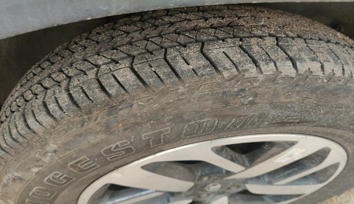 2023 Tata Harrier XZ PLUS 2.0L, Diesel, Manual, 54,436 km, tyre