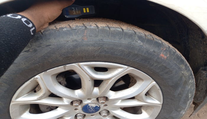 2015 Ford Ecosport TITANIUM 1.5L DIESEL, Diesel, Manual, 72,903 km, tyre