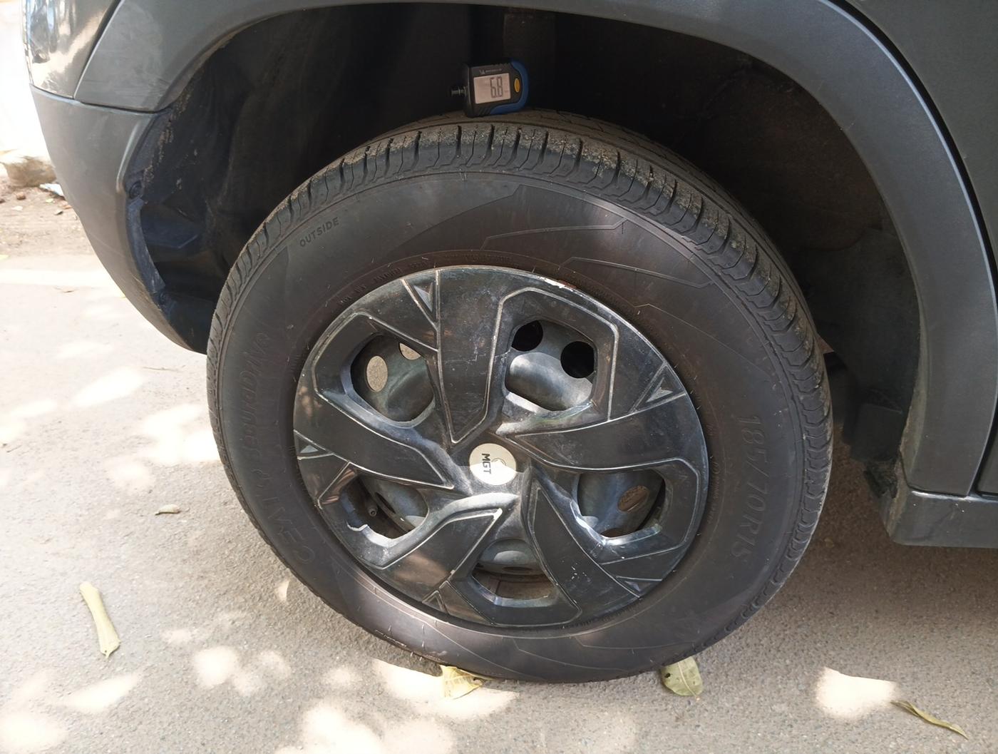 2024 Tata PUNCH PURE MT, Petrol, Manual, 12,045 km, tyre