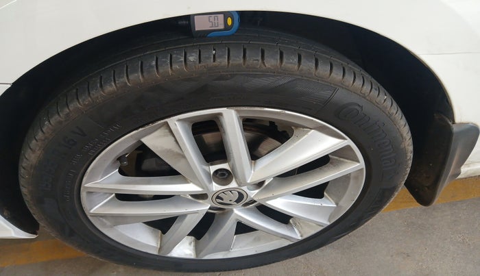 2018 Skoda Rapid STYLE 1.5 TDI AT, Diesel, Automatic, 1,79,867 km, tyre