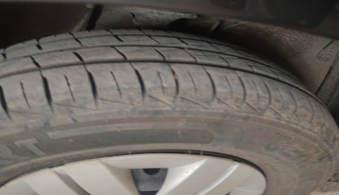 2021 Maruti Alto LXI, Petrol, Manual, 7,625 km, tyre