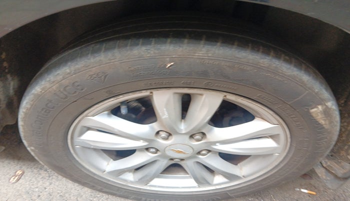 2014 Chevrolet Cruze LTZ, Diesel, Manual, 1,48,074 km, tyre