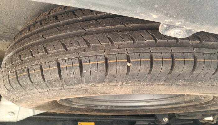 2021 Tata Safari XTA PLUS, Diesel, Automatic, 32,934 km, tyre