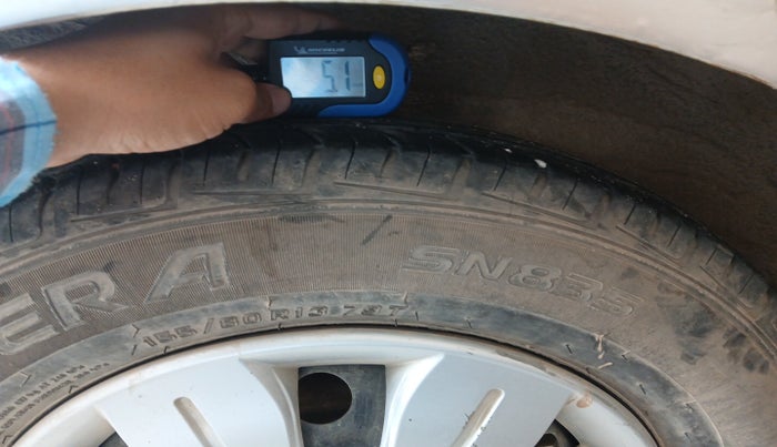 2010 Hyundai i10 MAGNA 1.2, Petrol, Manual, 42,725 km, tyre
