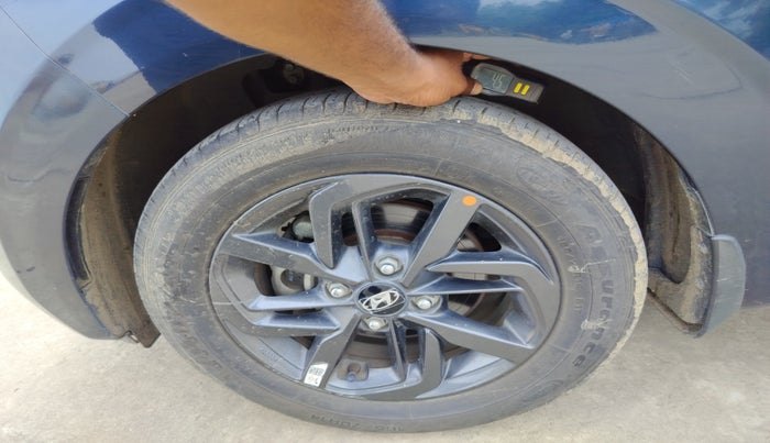 2022 Hyundai GRAND I10 NIOS SPORTZ AMT 1.2 KAPPA VTVT, Petrol, Automatic, 13,751 km, tyre