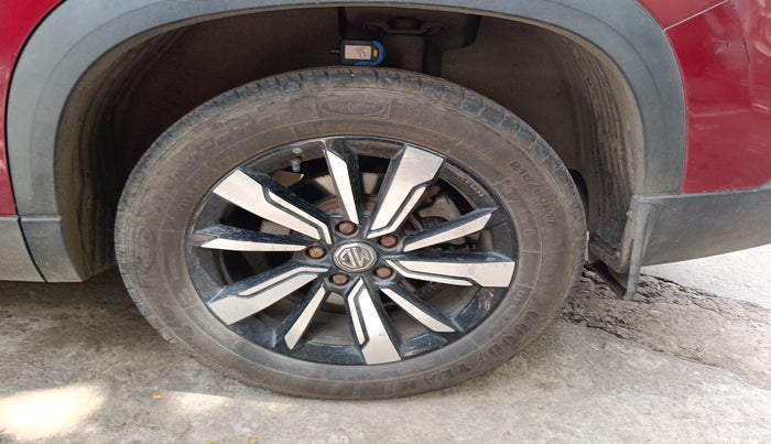 2019 MG HECTOR SHARP 1.5 DCT PETROL, Petrol, Automatic, 17,963 km, tyre