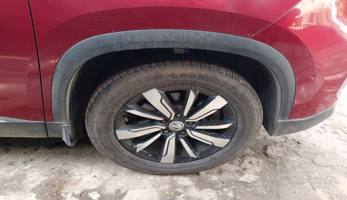 2019 MG HECTOR SHARP 1.5 DCT PETROL, Petrol, Automatic, 17,963 km, tyre