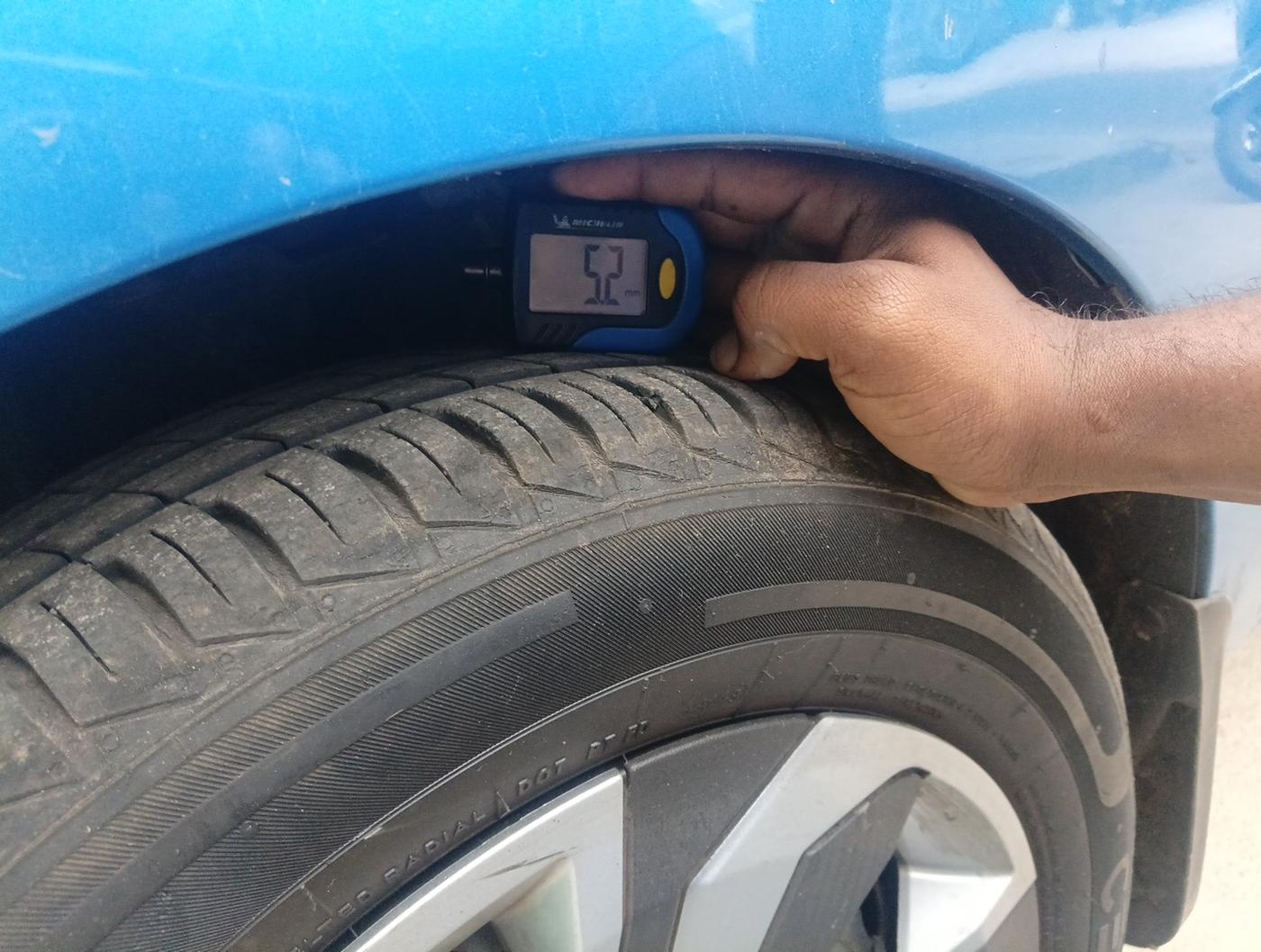 2020 Datsun Redi Go T(O) 1.0, Petrol, Manual, 24,000 km, tyre