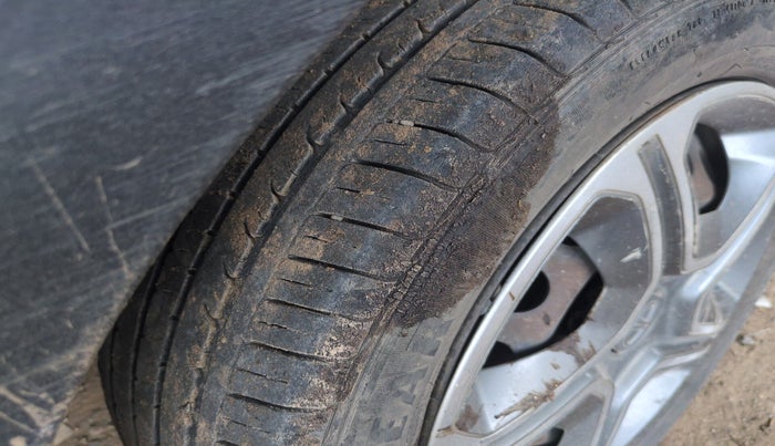 2018 Tata NEXON XM PETROL, Petrol, Manual, 83,000 km, tyre