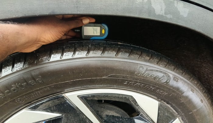 2024 KIA SONET HTK (O) 1.2 Petrol MT, Petrol, Manual, 3,050 km, tyre