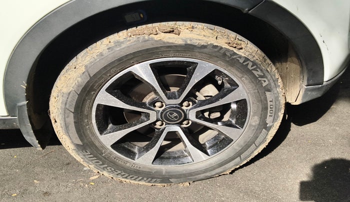2021 Tata NEXON XZ PLUS PETROL SUNROOF, Petrol, Manual, 25,851 km, tyre