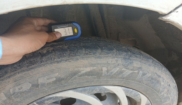 2011 Tata Indica Vista LS TDI, Diesel, Manual, 1,55,213 km, tyre