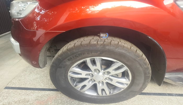 2016 Ford Endeavour TITANIUM 3.2 4X4 AT, Diesel, Automatic, 1,16,475 km, tyre