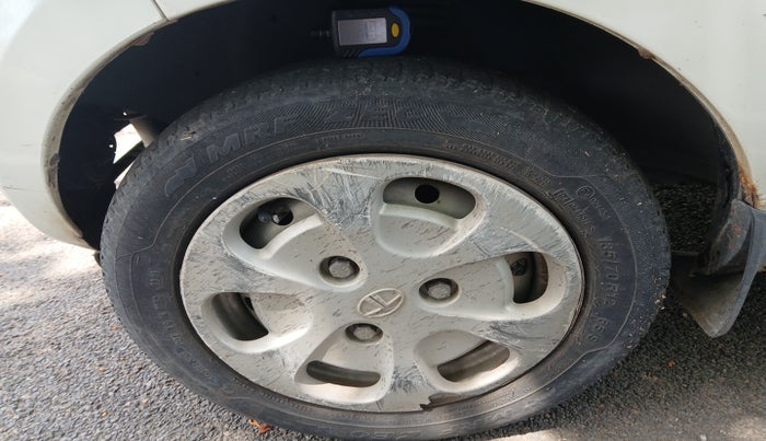 2014 Tata Nano TWIST XT, Petrol, Manual, 40,007 km, tyre
