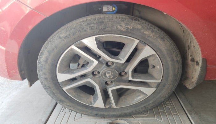 2019 Tata Tiago XZA PLUS PETROL, Petrol, Automatic, 46,701 km, tyre
