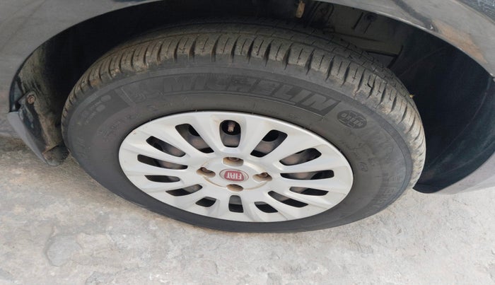 2015 Fiat Punto EVO DYNAMIC 1.2, Petrol, Manual, 54,584 km, tyre
