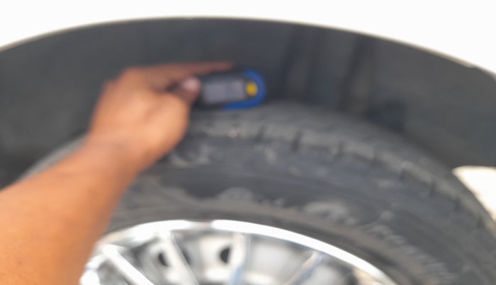 2020 Maruti Dzire LXI, Petrol, Manual, 55,031 km, tyre
