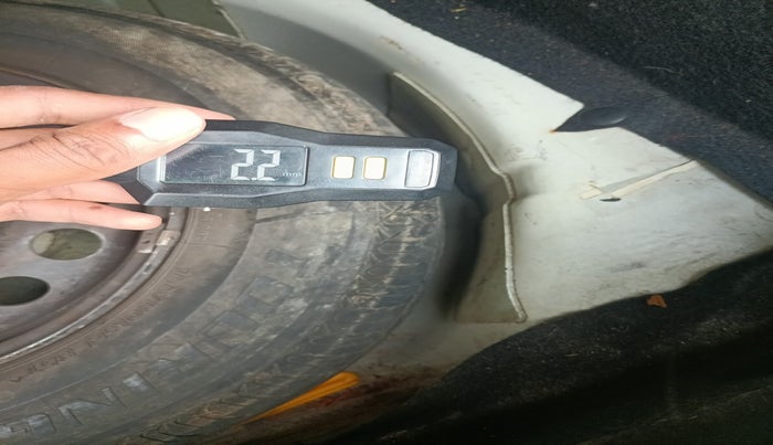2013 Fiat Grand Punto Dynamic 1.2, Petrol, Manual, 74,293 km, tyre