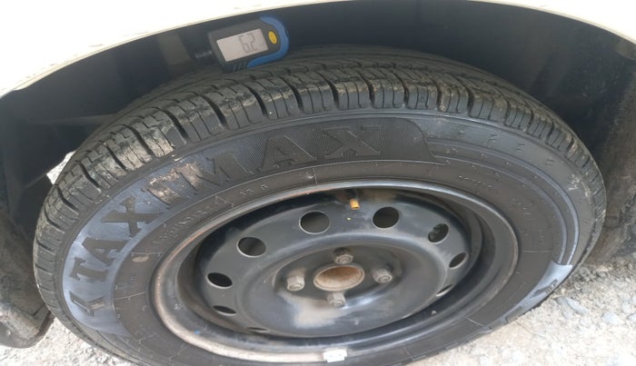 2022 Maruti Dzire VXI, Petrol, Manual, 64,818 km, tyre