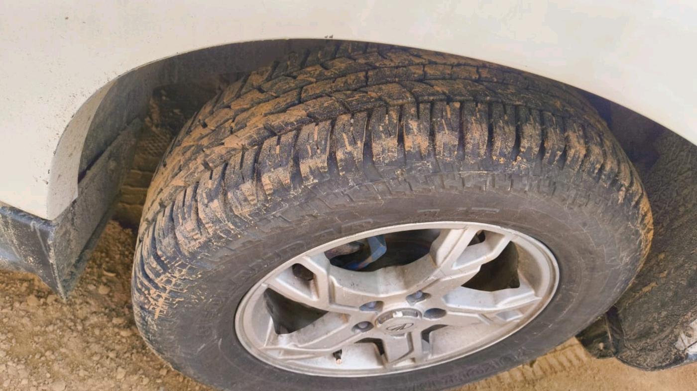 2017 Mahindra Scorpio S10, Diesel, Manual, 1,61,108 km, tyre