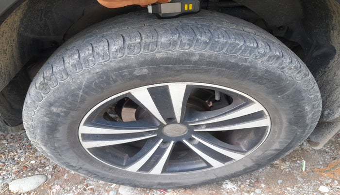 2014 Mahindra XUV500 W6, Diesel, Manual, 58,640 km, tyre