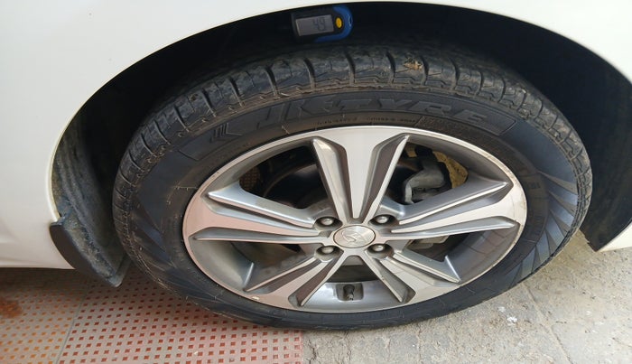 2019 Hyundai Verna 1.6 VTVT SX, Petrol, Manual, 82,898 km, tyre