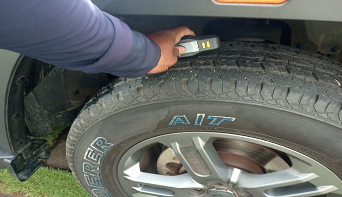 2021 Mahindra Thar LX HT PETROL 4WD MT, Petrol, Manual, 25,351 km, tyre