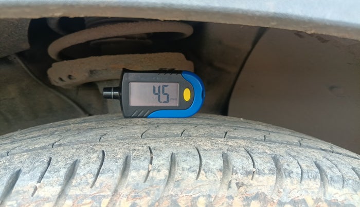 2021 Hyundai VENUE SX 1.0 (O) TURBO, Petrol, Manual, 40,823 km, tyre