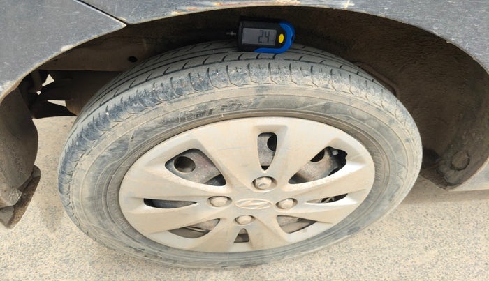 2011 Hyundai i10 MAGNA 1.2, Petrol, Manual, 62,005 km, tyre