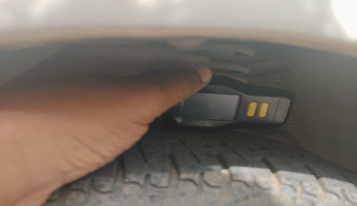 2014 Tata Nano TWIST XT, Petrol, Manual, 1,07,538 km, tyre