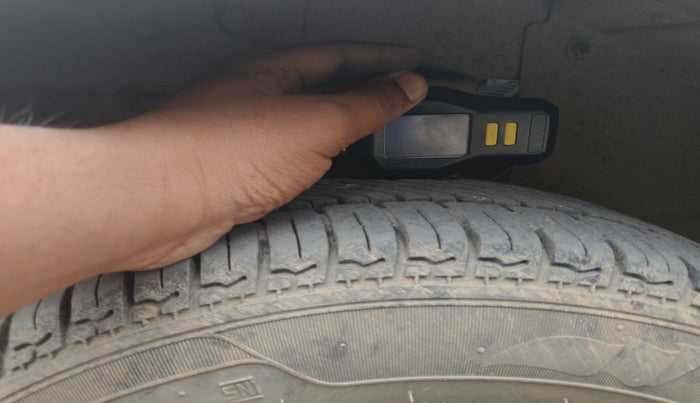 2014 Tata Nano TWIST XT, Petrol, Manual, 1,07,538 km, tyre