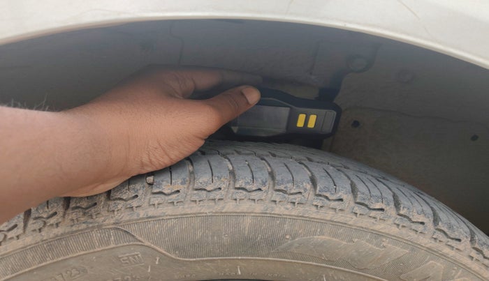 2014 Tata Nano TWIST XT, Petrol, Manual, 1,07,538 km, tyre