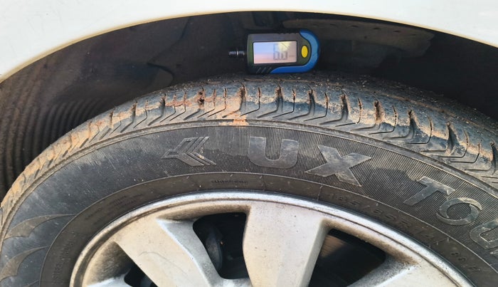 2013 Hyundai i20 SPORTZ 1.2, Petrol, Manual, 1,38,651 km, tyre
