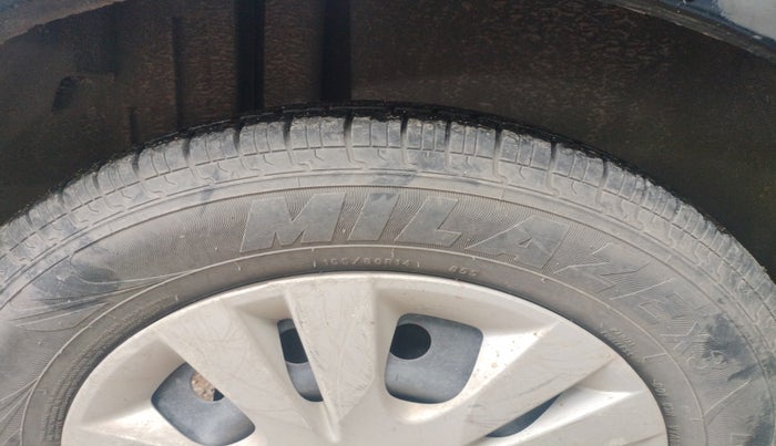 2013 Maruti Swift Dzire VDI, Diesel, Manual, 1,25,951 km, tyre