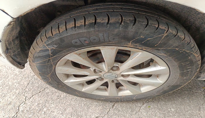 2014 Maruti Ertiga ZDI, Diesel, Manual, 1,29,459 km, tyre