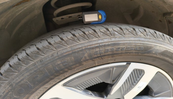 2024 Tata Safari ADVENTURE PLUS AT, Diesel, Automatic, 13,100 km, tyre