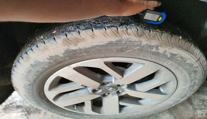 2022 Tata Safari XZA PLUS, Diesel, Automatic, 42,857 km, tyre